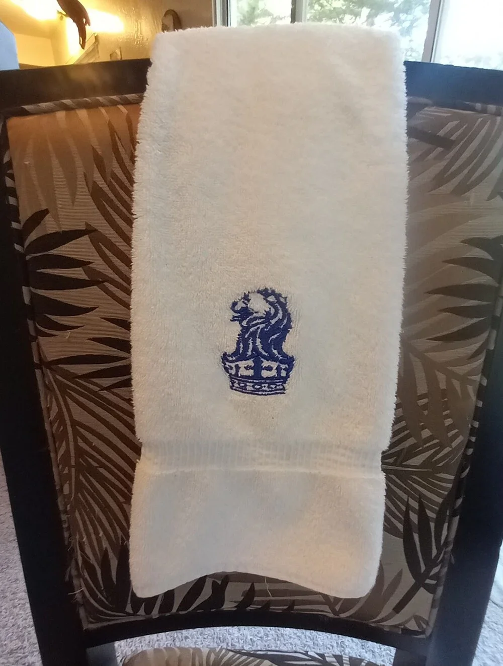 Vintage UNUSED  Ritz CARLTON Guest Towel
